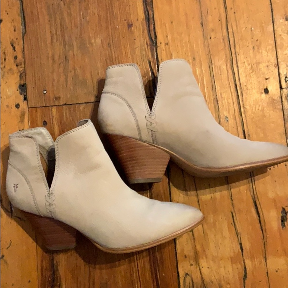 Booties - Picture 4 of 4